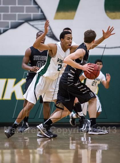 Thumbnail 3 in Dominion vs Loudoun Valley (Dulles District Quarterfinal) photogallery.