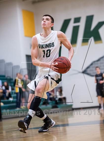 Thumbnail 3 in Dominion vs Loudoun Valley (Dulles District Quarterfinal) photogallery.