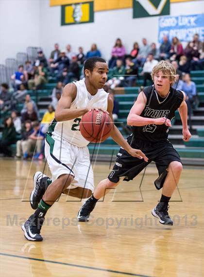 Thumbnail 3 in Dominion vs Loudoun Valley (Dulles District Quarterfinal) photogallery.
