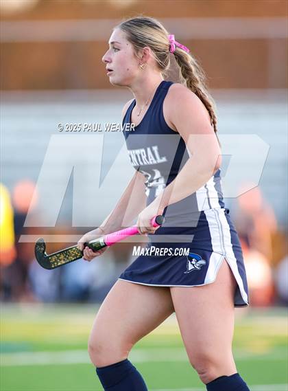 Thumbnail 2 in Bloomsburg vs. Central Columbia (PIAA D4 1A Semifinal) photogallery.