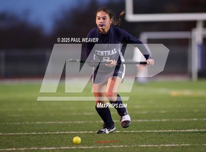 Thumbnail 3 in Bloomsburg vs. Central Columbia (PIAA D4 1A Semifinal) photogallery.