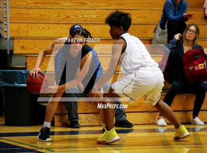 Thumbnail 3 in Verrado vs. Apollo (Sunnyslope Hoopsgiving Basketball Tournament) photogallery.