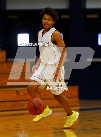Thumbnail 3 in Verrado vs. Apollo (Sunnyslope Hoopsgiving Basketball Tournament) photogallery.