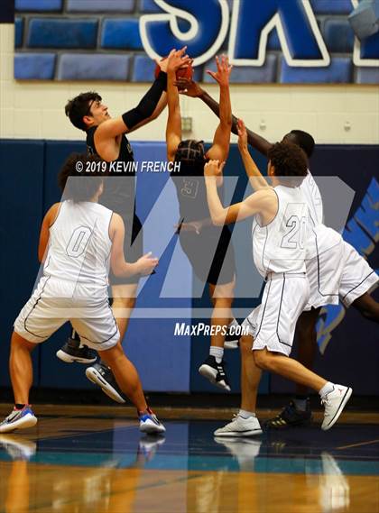 Thumbnail 3 in Verrado vs. Apollo (Sunnyslope Hoopsgiving Basketball Tournament) photogallery.