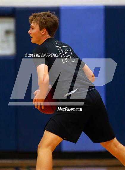 Thumbnail 3 in Verrado vs. Apollo (Sunnyslope Hoopsgiving Basketball Tournament) photogallery.