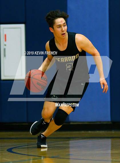 Thumbnail 3 in Verrado vs. Apollo (Sunnyslope Hoopsgiving Basketball Tournament) photogallery.