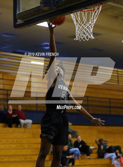 Thumbnail 3 in Verrado vs. Apollo (Sunnyslope Hoopsgiving Basketball Tournament) photogallery.