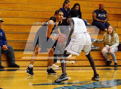 Thumbnail 3 in Verrado vs. Apollo (Sunnyslope Hoopsgiving Basketball Tournament) photogallery.