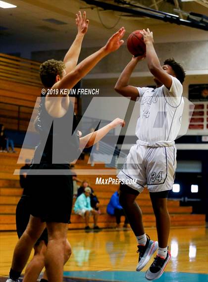 Thumbnail 1 in Verrado vs. Apollo (Sunnyslope Hoopsgiving Basketball Tournament) photogallery.