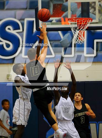 Thumbnail 3 in Verrado vs. Apollo (Sunnyslope Hoopsgiving Basketball Tournament) photogallery.