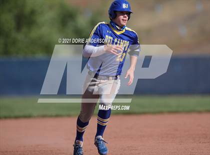 Thumbnail 2 in Del Campo @ Vista del Lago photogallery.