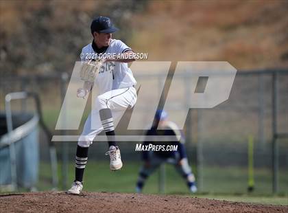 Thumbnail 1 in Del Campo @ Vista del Lago photogallery.