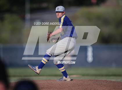 Thumbnail 1 in Del Campo @ Vista del Lago photogallery.