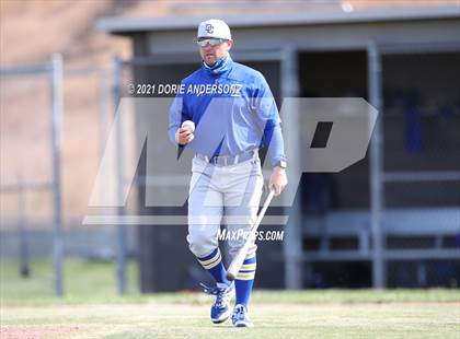 Thumbnail 1 in Del Campo @ Vista del Lago photogallery.