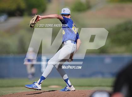 Thumbnail 1 in Del Campo @ Vista del Lago photogallery.