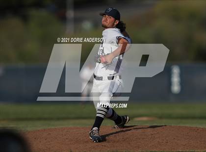 Thumbnail 1 in Del Campo @ Vista del Lago photogallery.