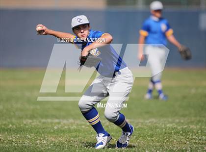 Thumbnail 3 in Del Campo @ Vista del Lago photogallery.