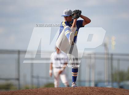 Thumbnail 3 in Del Campo @ Vista del Lago photogallery.
