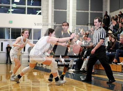 Thumbnail 3 in Bishop O'Dowd vs. Miramonte (CIF NCS D2 Final) photogallery.