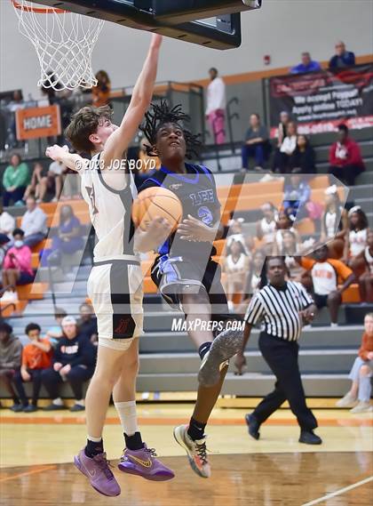 Thumbnail 1 in Lee @ Grissom photogallery.