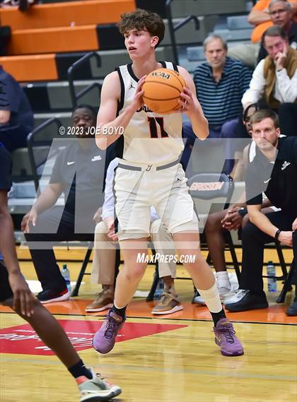 Thumbnail 1 in Lee @ Grissom photogallery.