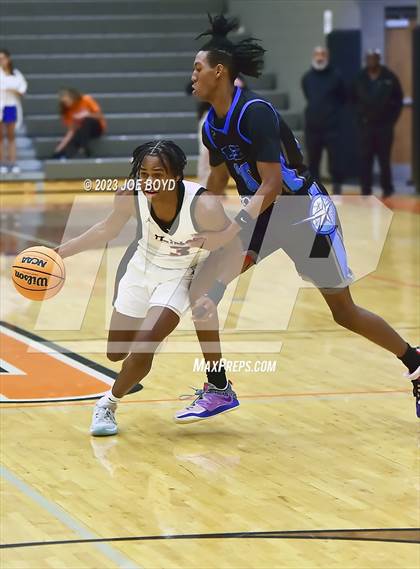 Thumbnail 3 in Lee @ Grissom photogallery.