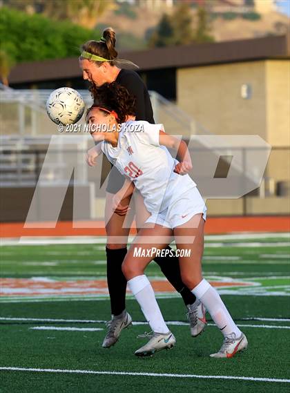 Thumbnail 3 in Harvard-Westlake vs. Villa Park (CIF-SS D1 Final) photogallery.