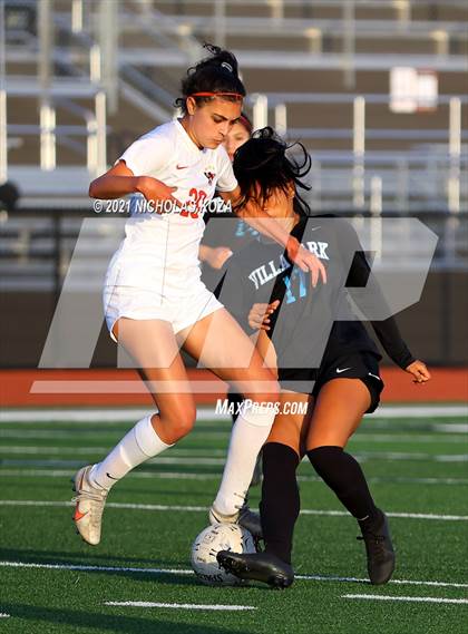 Thumbnail 2 in Harvard-Westlake vs. Villa Park (CIF-SS D1 Final) photogallery.
