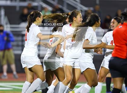 Thumbnail 2 in Harvard-Westlake vs. Villa Park (CIF-SS D1 Final) photogallery.