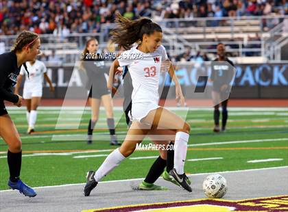 Thumbnail 3 in Harvard-Westlake vs. Villa Park (CIF-SS D1 Final) photogallery.
