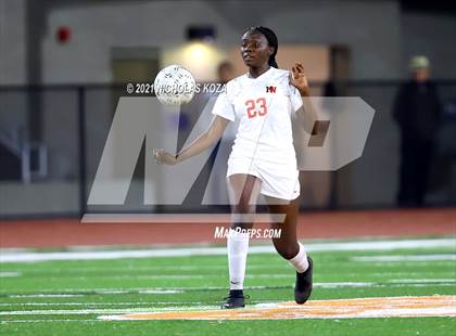 Thumbnail 3 in Harvard-Westlake vs. Villa Park (CIF-SS D1 Final) photogallery.