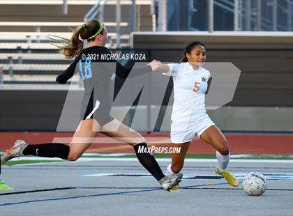 Thumbnail 1 in Harvard-Westlake vs. Villa Park (CIF-SS D1 Final) photogallery.