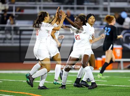 Thumbnail 3 in Harvard-Westlake vs. Villa Park (CIF-SS D1 Final) photogallery.