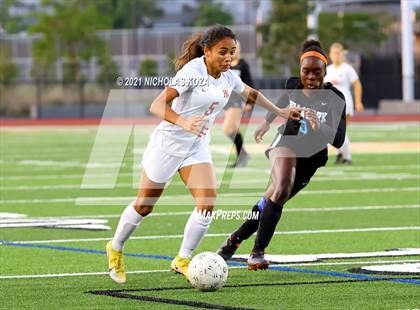 Thumbnail 3 in Harvard-Westlake vs. Villa Park (CIF-SS D1 Final) photogallery.