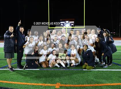 Thumbnail 2 in Harvard-Westlake vs. Villa Park (CIF-SS D1 Final) photogallery.