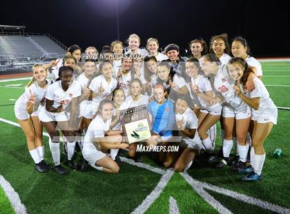 Thumbnail 1 in Harvard-Westlake vs. Villa Park (CIF-SS D1 Final) photogallery.