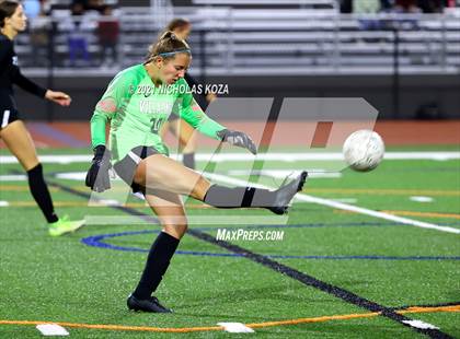 Thumbnail 3 in Harvard-Westlake vs. Villa Park (CIF-SS D1 Final) photogallery.