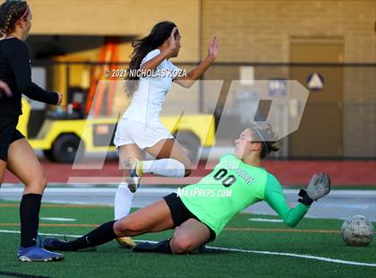 Thumbnail 3 in Harvard-Westlake vs. Villa Park (CIF-SS D1 Final) photogallery.