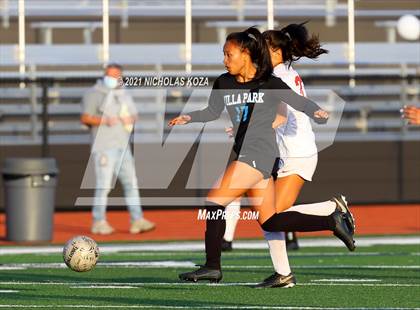 Thumbnail 3 in Harvard-Westlake vs. Villa Park (CIF-SS D1 Final) photogallery.