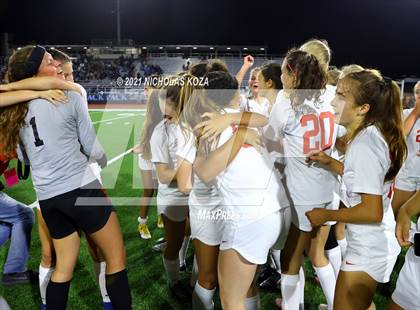 Thumbnail 3 in Harvard-Westlake vs. Villa Park (CIF-SS D1 Final) photogallery.