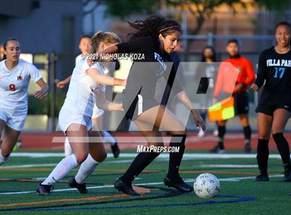 Thumbnail 2 in Harvard-Westlake vs. Villa Park (CIF-SS D1 Final) photogallery.