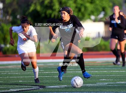 Thumbnail 2 in Harvard-Westlake vs. Villa Park (CIF-SS D1 Final) photogallery.