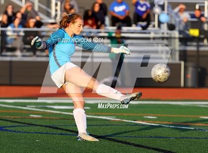 Thumbnail 2 in Harvard-Westlake vs. Villa Park (CIF-SS D1 Final) photogallery.
