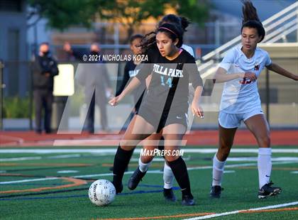 Thumbnail 2 in Harvard-Westlake vs. Villa Park (CIF-SS D1 Final) photogallery.