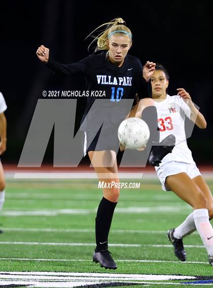 Thumbnail 3 in Harvard-Westlake vs. Villa Park (CIF-SS D1 Final) photogallery.