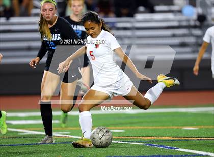 Thumbnail 3 in Harvard-Westlake vs. Villa Park (CIF-SS D1 Final) photogallery.