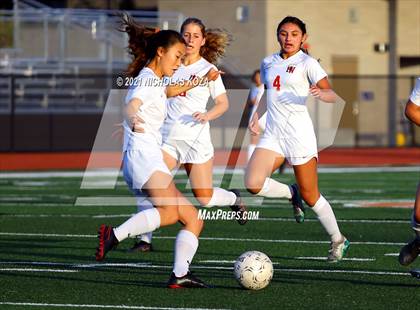 Thumbnail 3 in Harvard-Westlake vs. Villa Park (CIF-SS D1 Final) photogallery.