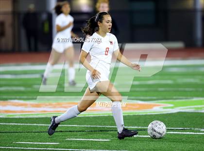 Thumbnail 2 in Harvard-Westlake vs. Villa Park (CIF-SS D1 Final) photogallery.