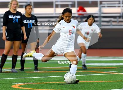 Thumbnail 3 in Harvard-Westlake vs. Villa Park (CIF-SS D1 Final) photogallery.