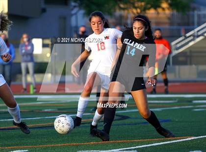 Thumbnail 2 in Harvard-Westlake vs. Villa Park (CIF-SS D1 Final) photogallery.